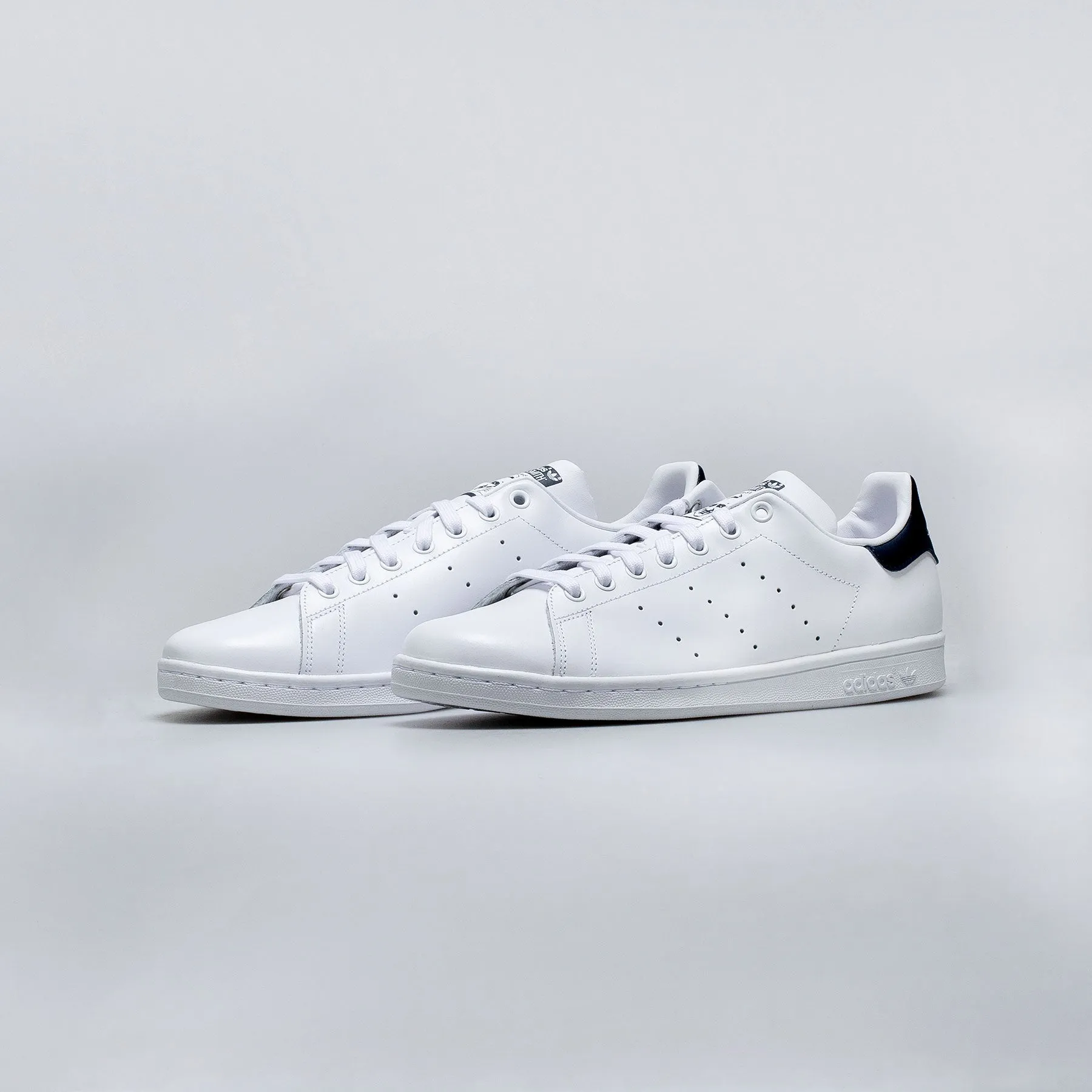 Stan Smith Mens Lifestyle Shoe - Core White/Running White/ New Navy